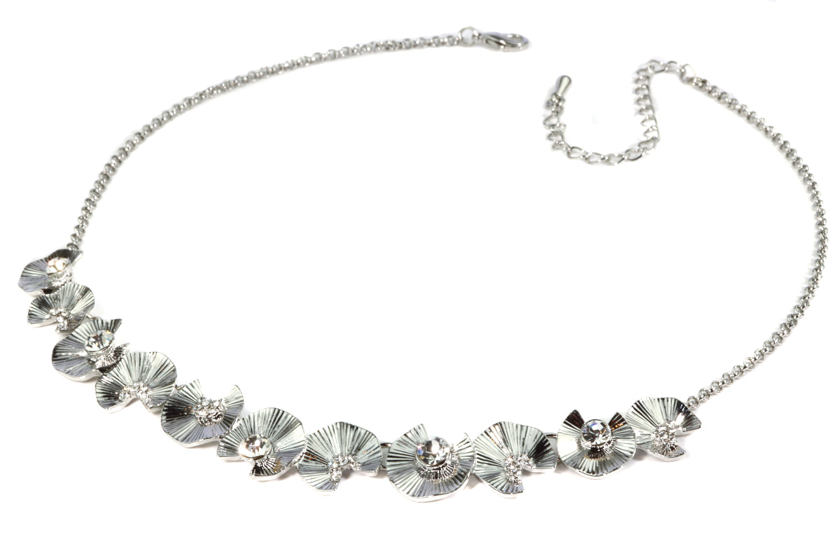 Blüten Collier