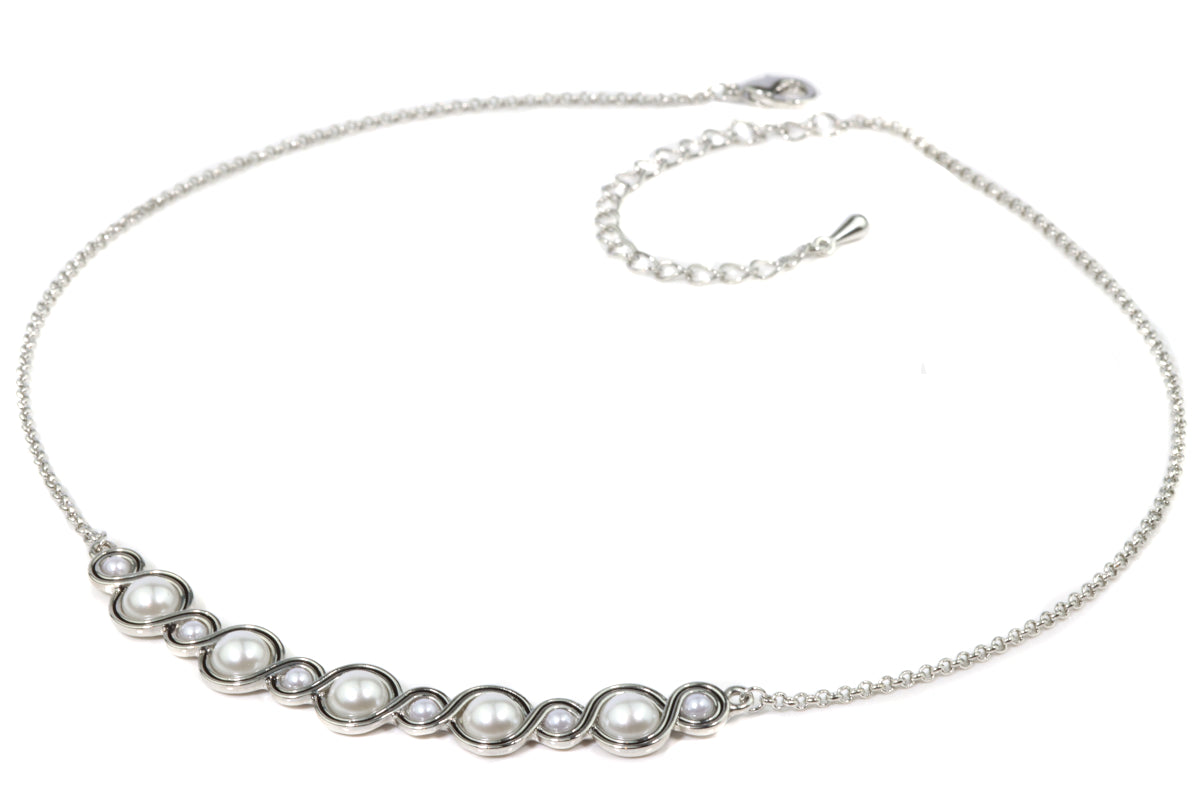 Infinity Collier mit Muschelkernperlen