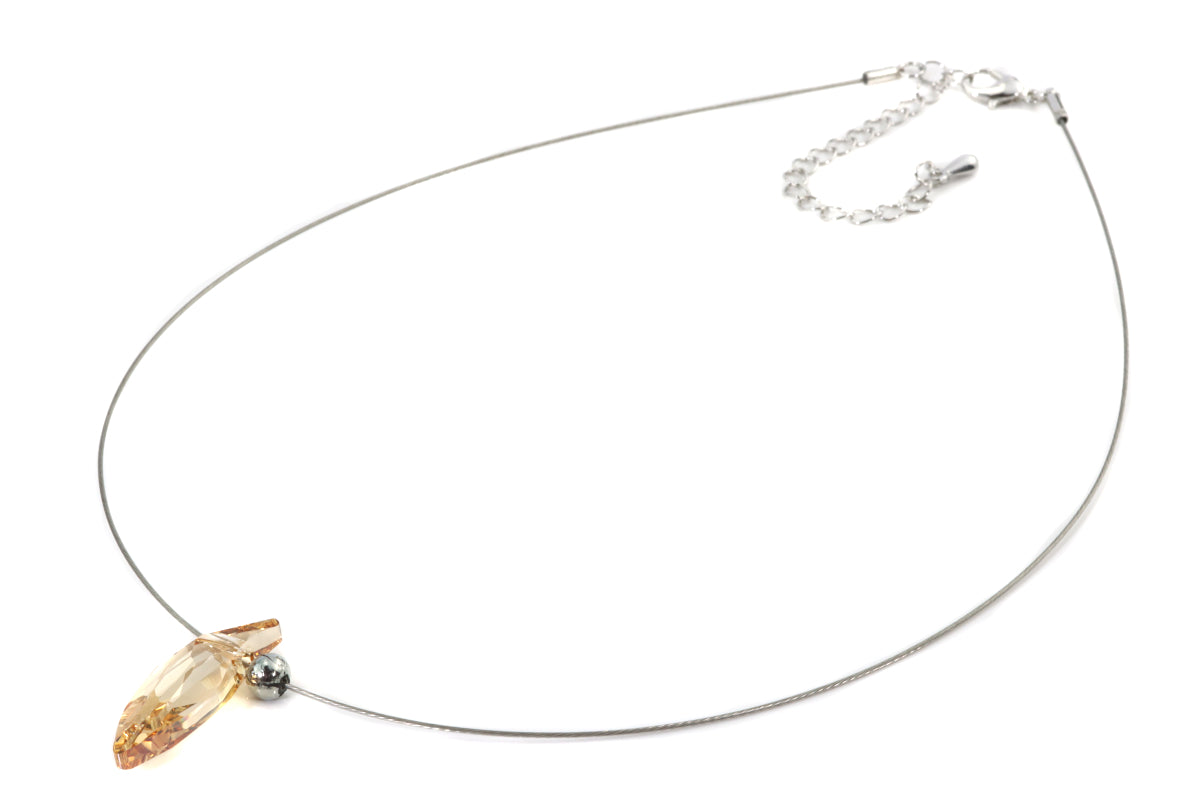 Collier - Lily Pendant - Golden Shadow